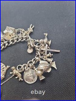 (1298) Vintage Sterling Silver Heavy Charm Bracelet