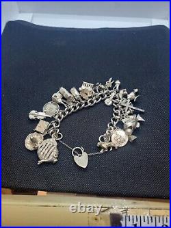 (1298) Vintage Sterling Silver Heavy Charm Bracelet