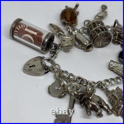 (1456)Vintage sterling silver charm bracelet