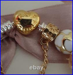 Authentic Pandora Bracelet with Gold Heart 19 cms & Gold Charms + Pandora Box Authentic Pandora Bracelet with Gold Heart 19 cms & Gold Charms + Pandora Box