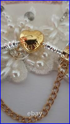 Authentic Silver Pandora Bracelet Gold Heart & Gold Charms + gift Box. 20 cms Authentic Silver Pandora Bracelet Gold Heart & Gold Charms + gift Box. 20 cms
