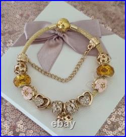 Genuine Pandora Bracelet Bangle Gold Signature Clasp+ Gold Charms 20 cm + Box Genuine Pandora Bracelet Bangle Gold Signature Clasp+ Gold Charms 20 cm + Box