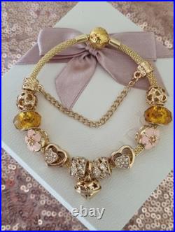 Genuine Pandora Bracelet Bangle Gold Signature Clasp+ Gold Charms 20 cm + Box Genuine Pandora Bracelet Bangle Gold Signature Clasp+ Gold Charms 20 cm + Box
