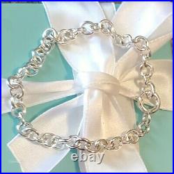 NEW Tiffany & Co Sterling Silver Rolo Chain Link Clasping Charm Bracelet Circle