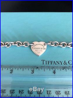 Return To Tiffany & Co. Sterling Silver Center Heart Tag Charm Bracelet 7 Long