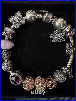 Stunning pandora bracelet