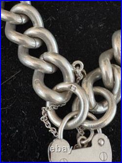 Superb vintage sterling silver 925 charm bracelet Hallmarked