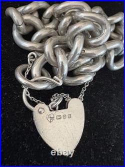 Superb vintage sterling silver 925 charm bracelet Hallmarked