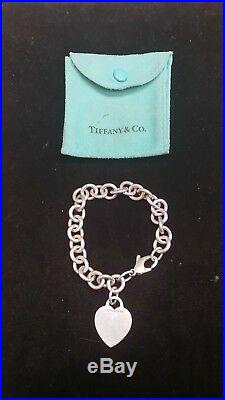 Tiffany & Co. Heart Tag Charm Clasp Chain Bracelet 925 Sterling Silver, 6 Long