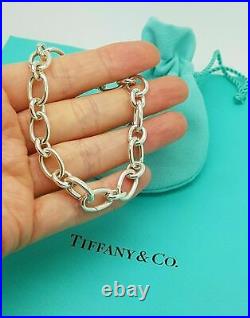 Tiffany & Co. Italy Oval Clasping End 7 Inches Sterling Silver Charm Bracelet
