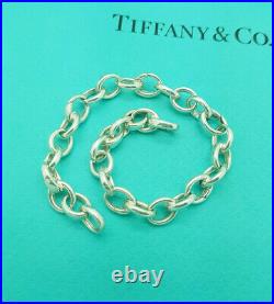 Tiffany & Co. Silver Oval Link Clasping 7inches Italy Charm Bracelet, Hallmark