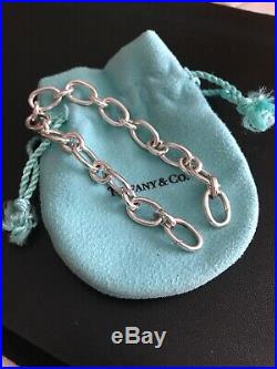 Tiffany & Co Silver Oval Link Clasping ends 7.5 Charm Bracelet