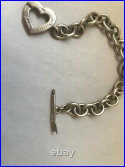 Tiffany & Co. Sterling Silver 7.5 Heart Arrow Toggle Charm Bracelet 1994 USED