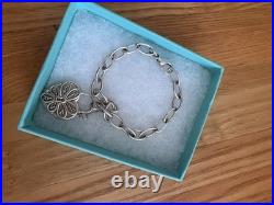 Tiffany & Co. Very RARE Silver Filigree Heart Key charm 7.5 oval link Bracelet