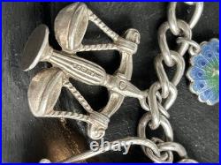 VINTAGE 1975 STERLING SILVER 3D CHARM BRACELET AND CHARMS with HEART CLASP VINTAGE 1975 STERLING SILVER 3D CHARM BRACELET AND CHARMS with HEART CLASP