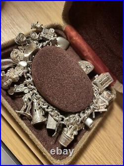 Vintage (1960/70s) Stunning Sterling Silver Charm Bracelet. Heart Lock