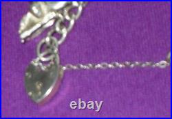 Vintage 1976 Fully Hallmarked Sterling Silver Heart Padlock Charm Bracelet