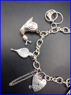 Vintage Sterling Silver Charm Bracelet Solid 23g Collectibles 8 Decorations Gift Vintage Sterling Silver Charm Bracelet Solid 23g Collectibles 8 Decorations Gift
