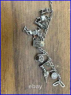 Vintage Sterling Silver Charm Bracelet with 11 RARE World Travel Charms