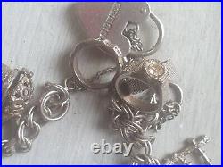 Vintage solid silver silver charm bracelet